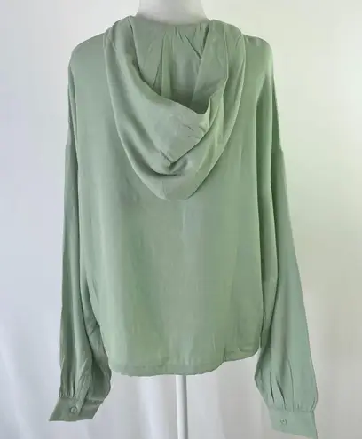 Lumière New V-Neck Hooded Top Drawstring Hem Woven Hoodie Sage