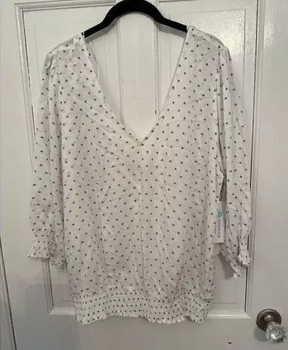 Nine Britton  white/blue dot blouse NWT size L