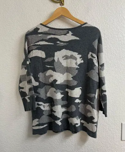 Kinross Cashmere Cotton Blend Sweater – Gray Floral Camo Print Size Small