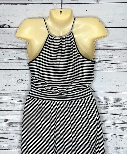 Elle NWT Size XS Black & White Stripe High Neckline Keyhole Fit & Flare Dress