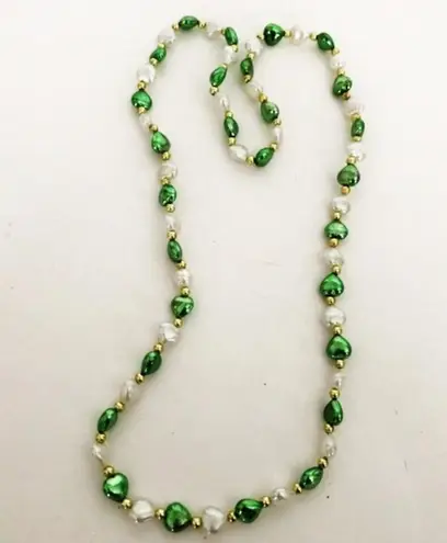 St Patrick's Day Beaded Necklace Hearts Parade Green