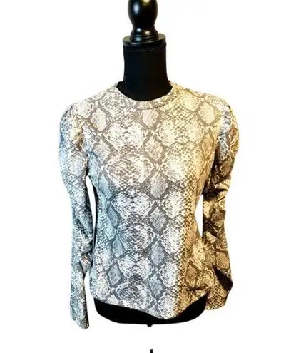 Orange Kiss Snakeskin Grey & White Crewneck Printed Top, Ruched Sleeves Size Jr’s XL