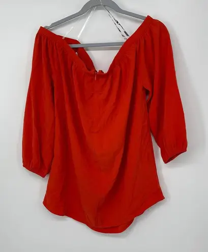 Bishop and Young RED COLD SHOULDER LOOSE FIT STYLISH VERSATILE TOP SMALL