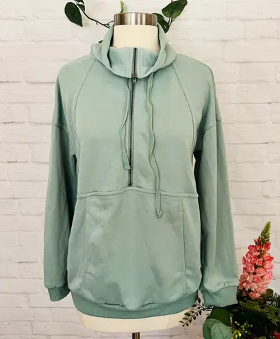 Boutique NEW Funnel Neck Pullover