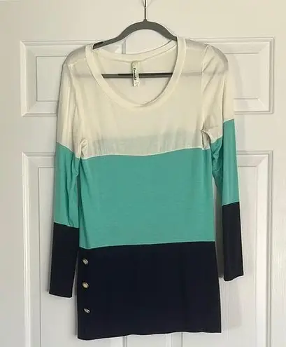 Cream, Navy, and Mint Green Color