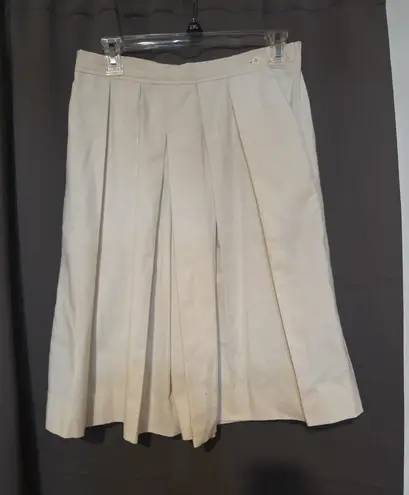 Madison Off White High Waist Shorts, Pleated Front, Women's Medium Preppy Shorts Tan