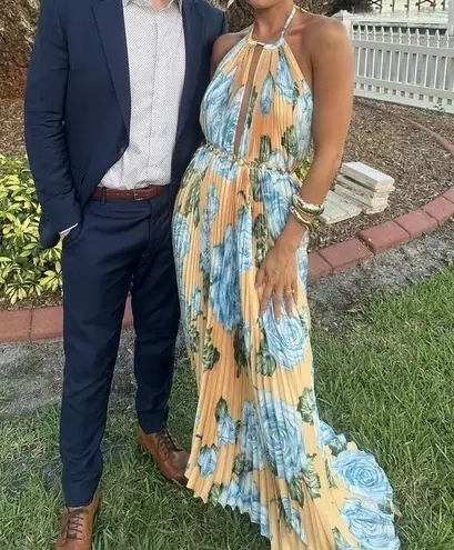 L’IDEE Boheme Gown Pleated Maxi Dress in Yellow Floral Size 6