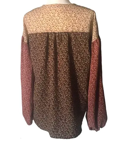 Hailey & Co. Balloon Sleeves Top