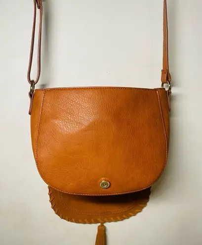 INC International Concepts Willow cognac leather crossbody hippie saddle bag Brown