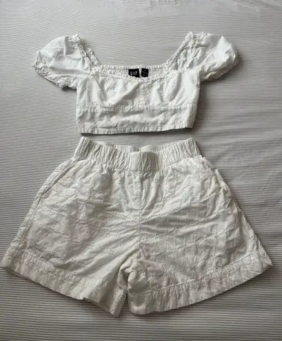 Gap White 2 Piece Set