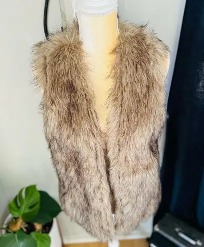 Escalier Vest Women’s Faux Fur Vest Jacket Size Small, Khaki/Brown New With Tags Brown