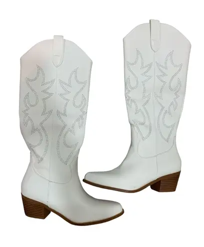 White Cowboy boots Sz 6.5