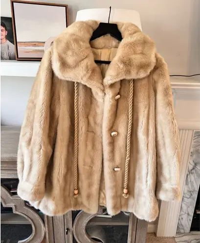 VTG Grandella Styled by Sportowne II Faux Fur Coat Women’s Size 8 Tan