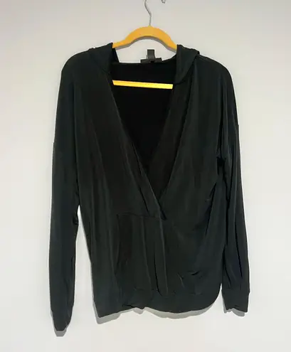 A pea in the pod Maternity Postpartum Black Hoodie Sweatshirt