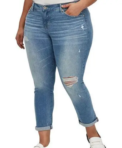 Torrid  Boyfriend Straight Vintage Stretch Jeans Distressed Mid Rise Slim Fit 14R