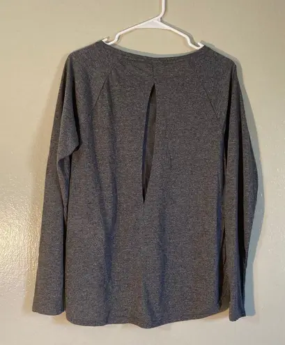 Under Armour Heat Gear Logo Blouse Women Size Medium Grey