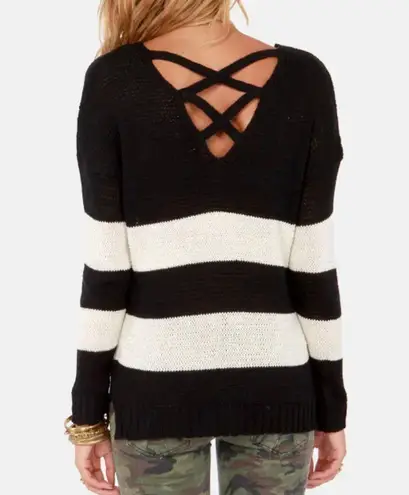 Olive & Oak Sweater Ivory & Black Striped Criss Cross Back Size Medium
