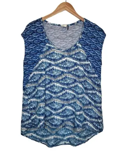 Akemi + Kin Anthropologie blue geometric cap sleeve top boho size med