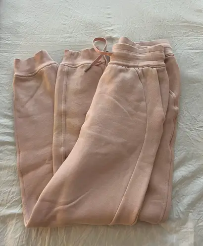 Lululemon Blush  Scuba Joggers