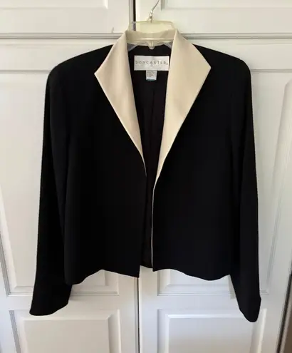 Doncaster Black Cream Collar Blazer Jacket 100 Wool Size 8