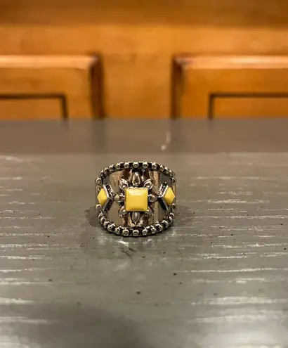 Paparazzi NWOT DAISY DIVINER - YELLOW BEAD SILVER FLORAL RING -