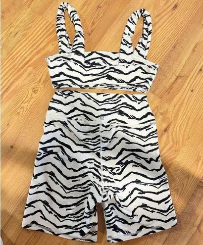 We Wore What  Tiger Striped Bandeau Bra Top & Biker Shorts Set White/Black Womens S