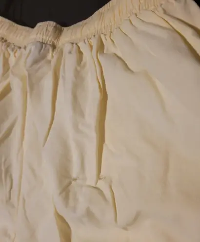 Only Necessities Comfy Yellow Shorts 20 w