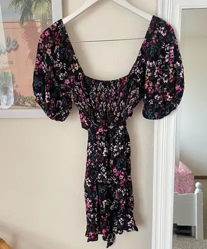 Saltwater Luxe NEW Bria Floral Wrap Mini Dress in Small