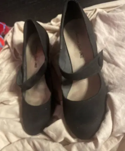 American Eagle Heels