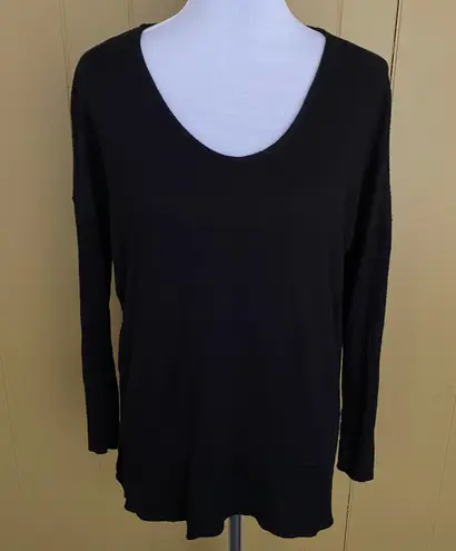 Time And Tru women S scoopneck batwing loose fit longsleeve sweater black