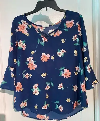 Sienna Sky - floral blouse large