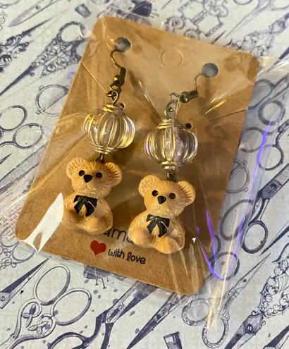 Handmade Antique retro style teddy bear dangle earrings❤️