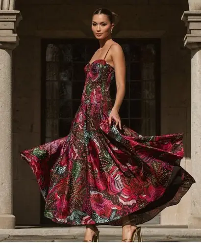 Hutch Lietta Gown condensed embroidered floral size Xsmall NWT!