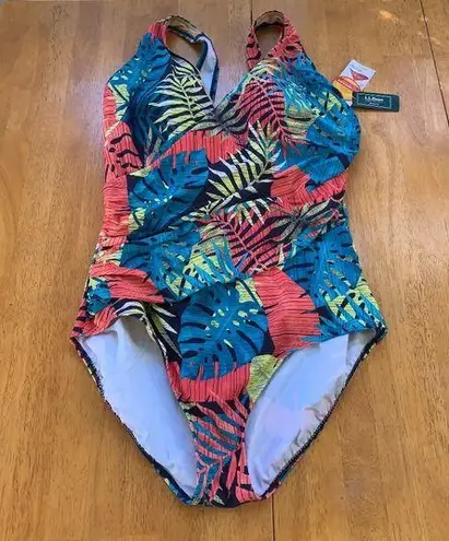 L.L.Bean  Shaping Swimwear, Tummy Control, Tropical Print, Size 18 reg.