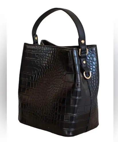 Aota All Of The Above Elena Bucket Bag Women's Black Vegan Leather Crossbody NWT