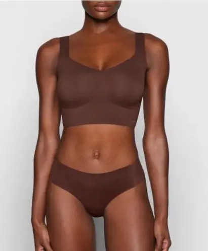 SKIMS Naked Plunge Tank S