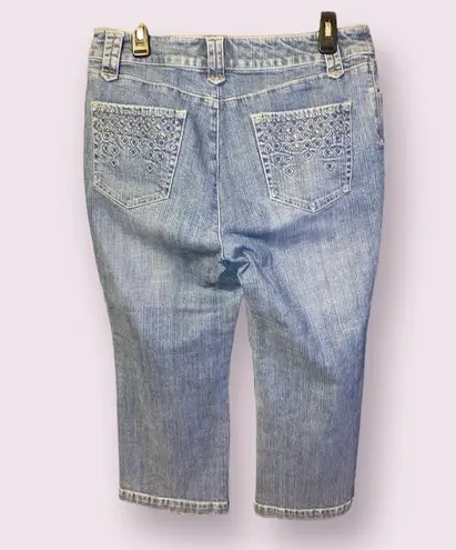 Chico's Chico’s Platinum Cropped Jeans with Embellished Pockets in Light-Wash - size 1.5