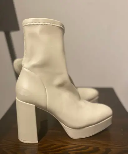 Stradivarius Platform Heeled Boots White Size 8 - $30 (54% Off Retail) -  From An