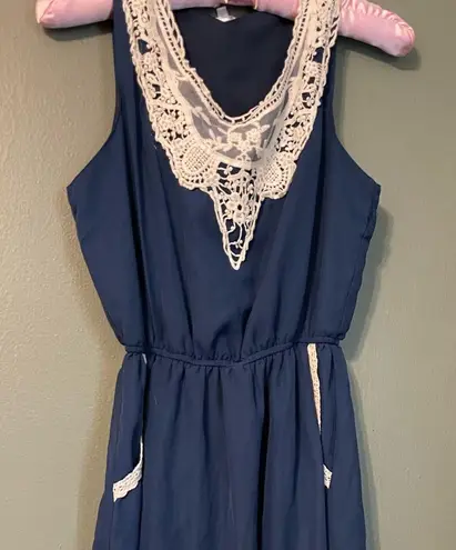 Stella Tweed Stella & Tweed Blue & White Lace Appliqué Sleeveless Dress