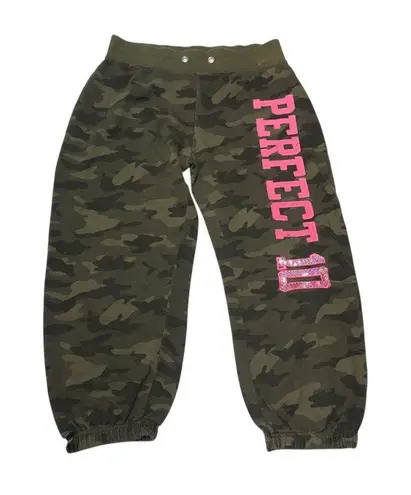 Bobbie Brooks Y2K Camo Cropped "perfect 10" sweatpants Pink