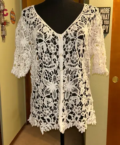 Say What? Questions by Say What white crocheted short sleeve cardigan floral size XL