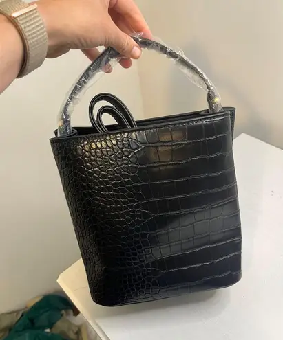 Aota Elena Bucket Bag Black Vegan Leather Crocodile Embossed