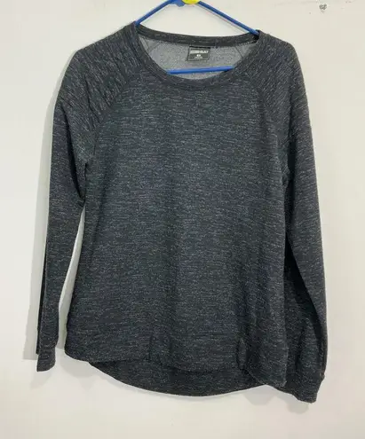 Womans 32 Degree Heat Small Black Pull Over Long Sleeve Crew Neck Sweat Shirt