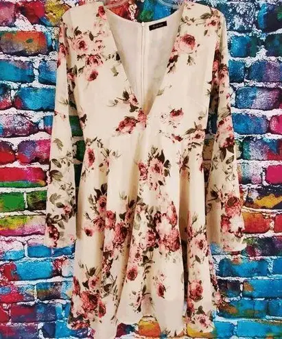 Style House  Floral Print V-Neck Boho Mini Dress Small