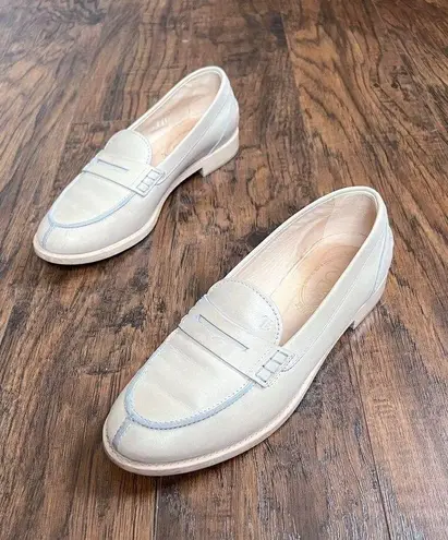 Tod's TOD’S • Penny Loafers beige ecru low heel almond toe Italian leather