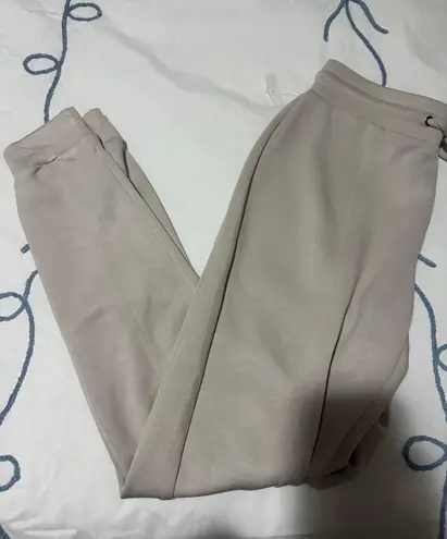 Set Active Matching Set - Image 4