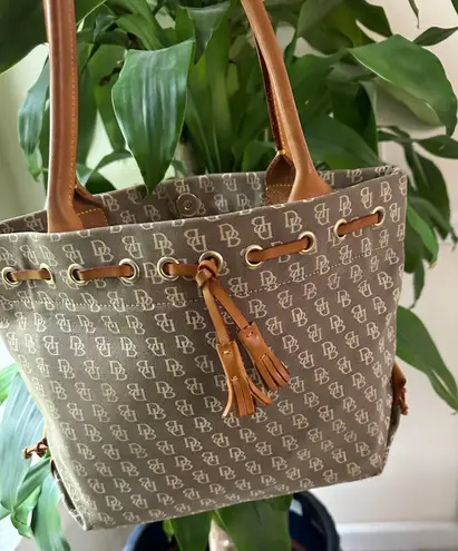 Dooney & Bourke Handbag