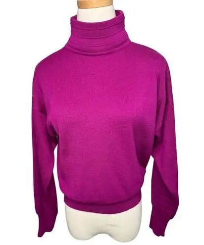 Vintage Tyrolia Skiwear wool blend turtleneck ski sweater raspberry size small S Purple