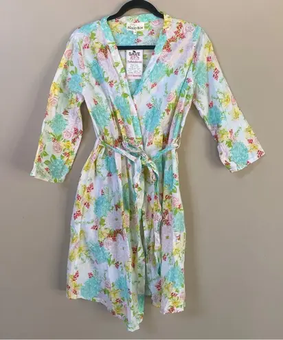 NWT The Paisley Box 100% cotton floral “Dahlia” print robe Size Small Blue