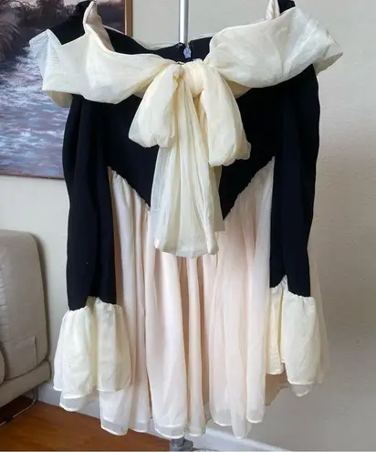 House Of CB  'Alana' Black & Cream Off Shoulder Dress NWOT size XS